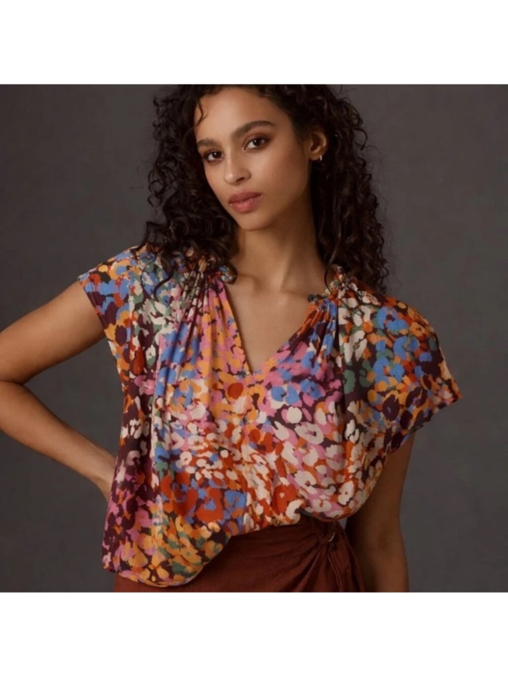 Velvet by Graham & Spencer Multicolor Floral V-Neck Blouse